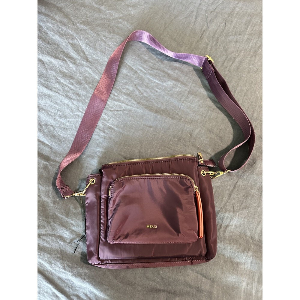 Mersi Nylon Crossbody Bag Erin Zip Up‎ Adjustable Straps Travel Vacations NWOT!